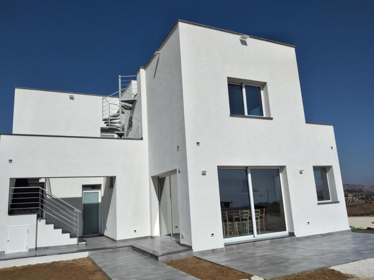 La Dama Bianca Bovo Marina Hotell Montallegro Exteriör bild